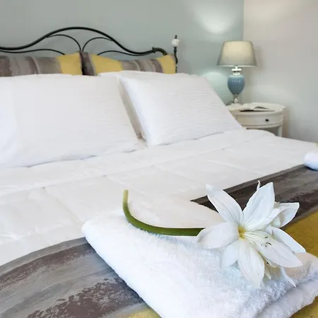 Exclusive Private In Viros